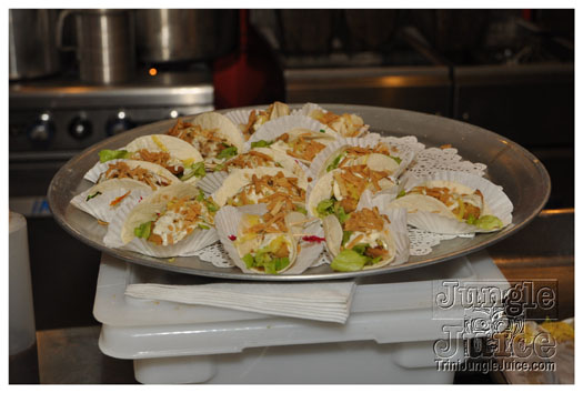 nick_2j_restaurant_open_mar24-014