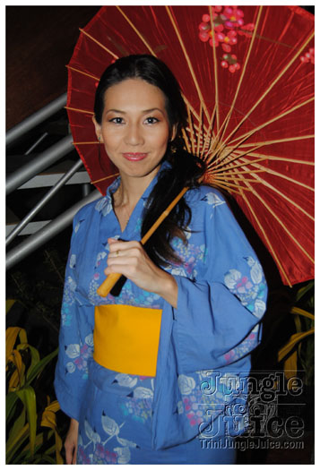 oasis_band_launch_2012-008