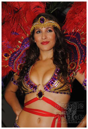 oasis_band_launch_2012-030