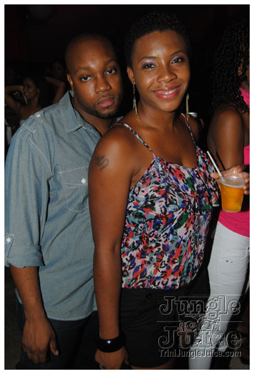 oasis_band_launch_2012-116