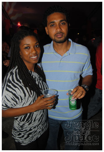 oasis_band_launch_2012-118