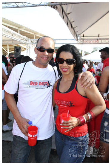 pan_semi_finals_2011_pt1-067