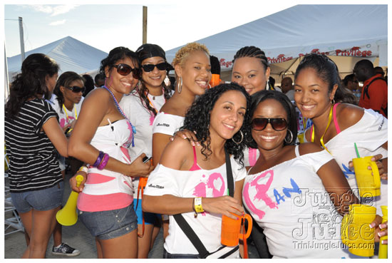 pan_semi_finals_2011_pt1-174