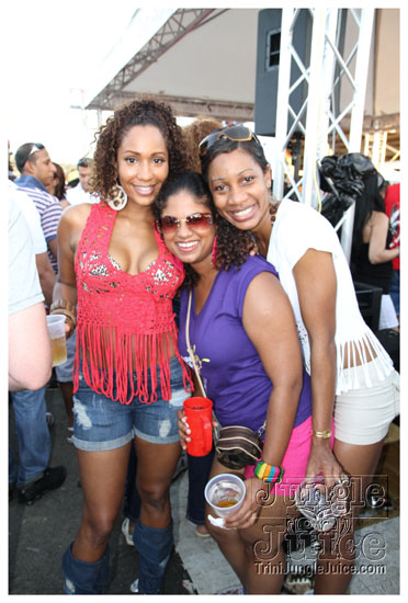 pan_semi_finals_2011_pt2-018