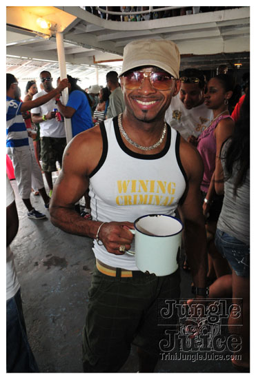 silent_morning_trini_2011-036