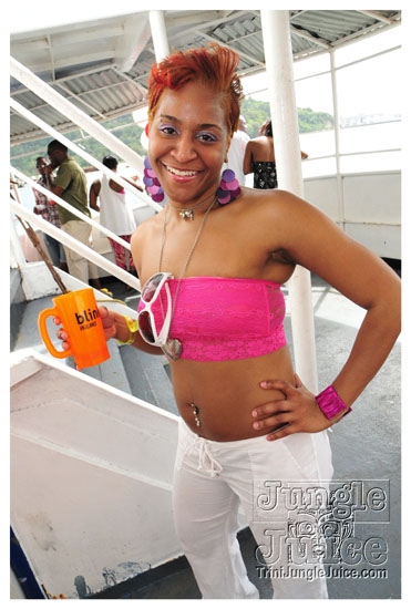 silent_morning_trini_2011-039