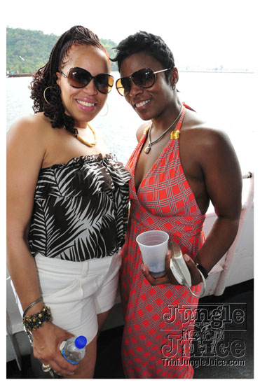 silent_morning_trini_2011-041