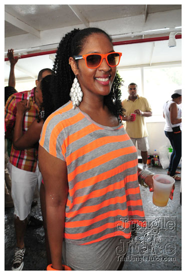 silent_morning_trini_2011-121