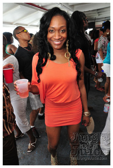 silent_morning_trini_2011-122