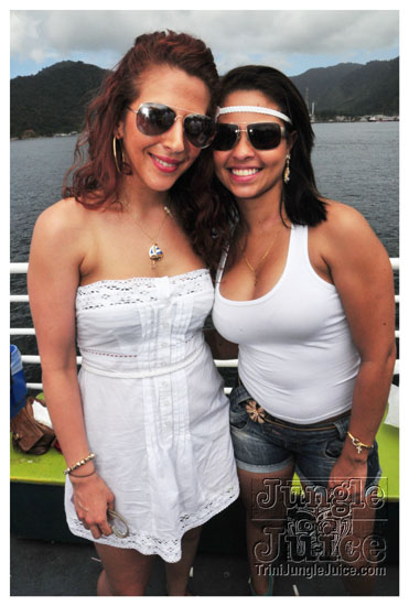 silent_morning_trini_2011-134