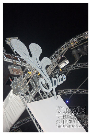 spice_band_launch_2011-001