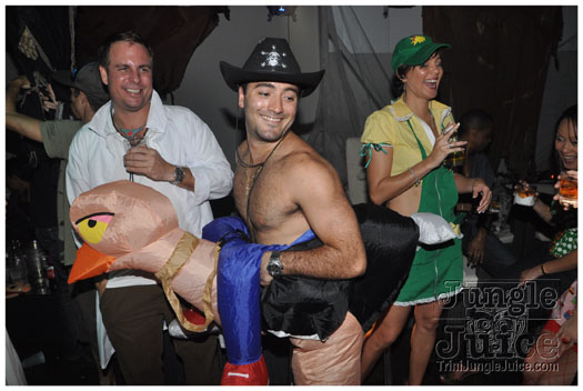 spooked_2011_oct29-082