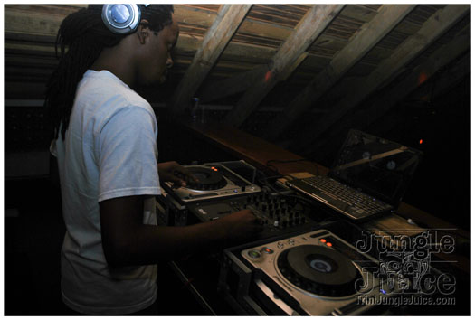 spooky_tobago_oct29-053