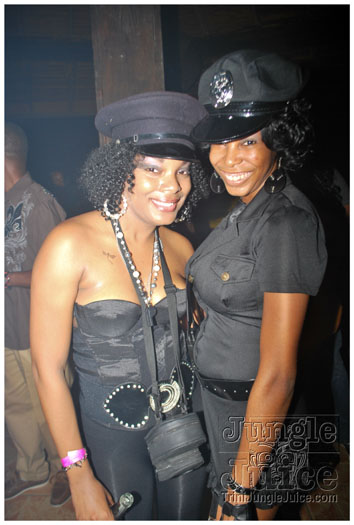 spooky_tobago_oct29-061