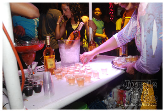 tribe_ice_jan8_2011-057