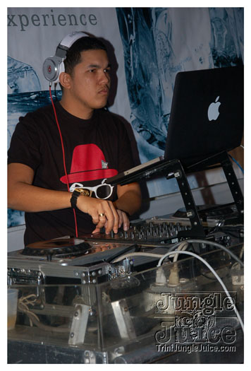 tribe_ice_jan8_2011-109