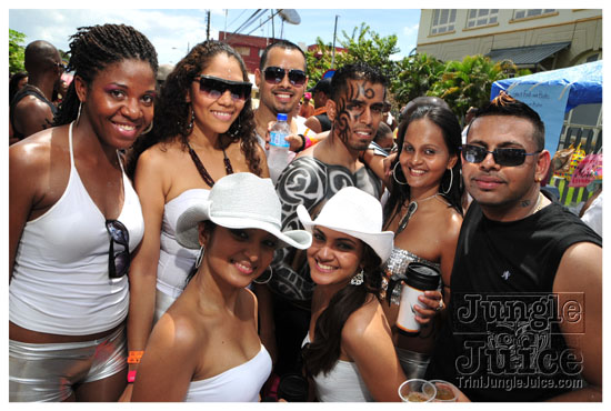 tribe_mas_monday_2011_part1-069