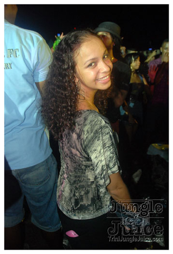 tribe_oink_dec10-006