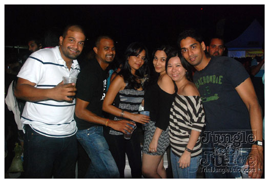 tribe_oink_dec10-015