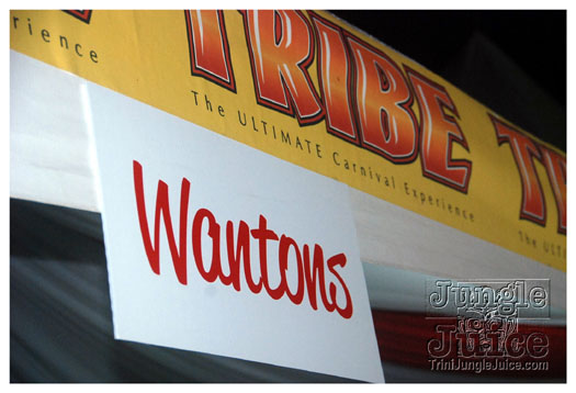 tribe_oink_dec10-016