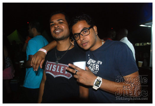 tribe_oink_dec10-020