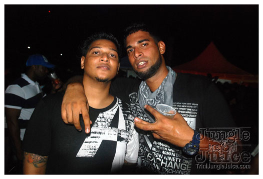 tribe_oink_dec10-025