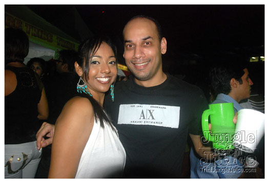 tribe_oink_dec10-030