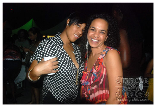 tribe_oink_dec10-032