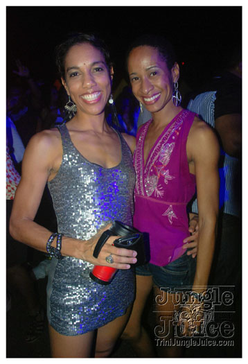 tribe_oink_dec10-035