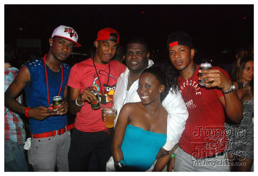 tribe_oink_dec10-047