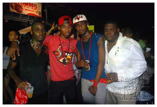 tribe_oink_dec10-049