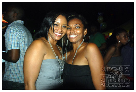 tribe_oink_dec10-055