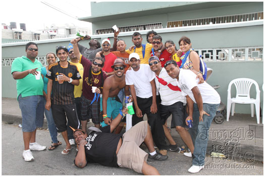 trini_carnival_2011_extras-005