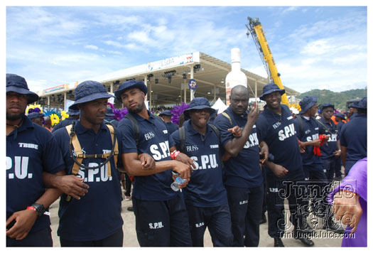 trini_carnival_2011_extras-009