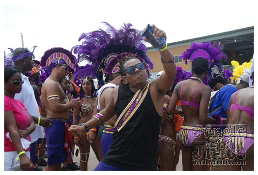 trini_carnival_2011_extras-011