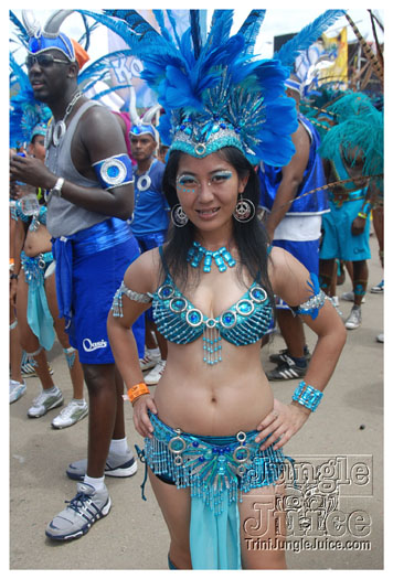 trini_carnival_2011_extras-022