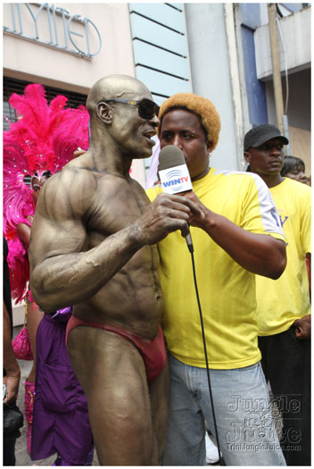 trini_carnival_2011_extras-025
