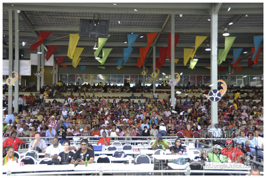 trini_carnival_2011_extras-038