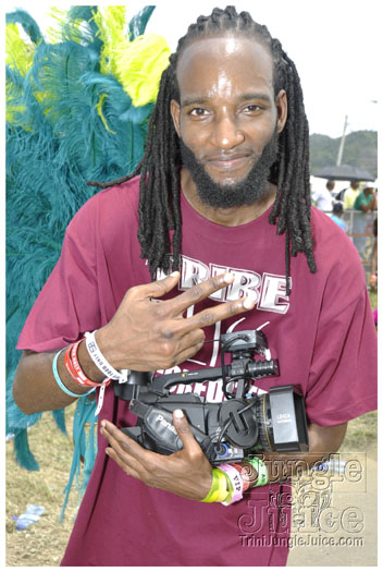 trini_carnival_2011_extras-039