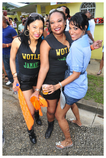 vale_bfast_party_2011_part1-002