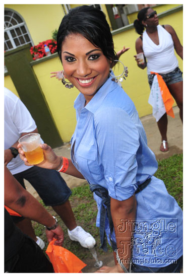 vale_bfast_party_2011_part1-004