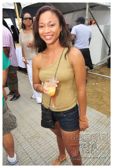 vale_bfast_party_2011_part1-177