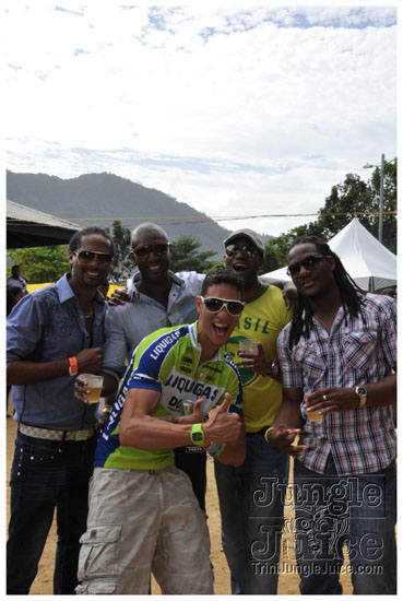 vale_bfast_party_2011_part2-193