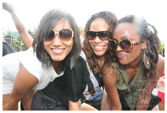 vale_bfast_party_2011_part3-004