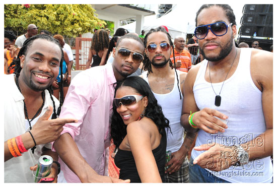 vale_bfast_party_2011_part3-154