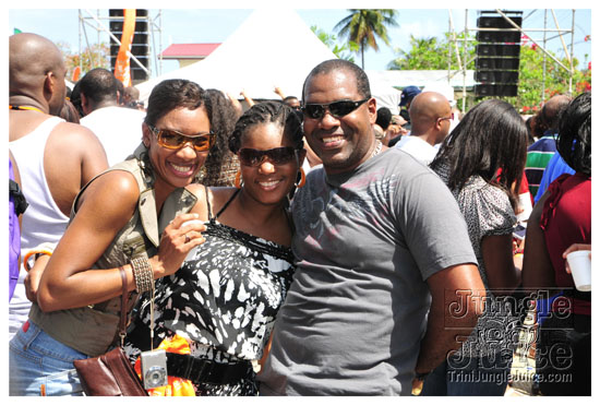 vale_bfast_party_2011_part3-182