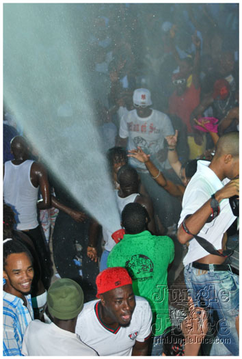 wet_fete_jul30-041