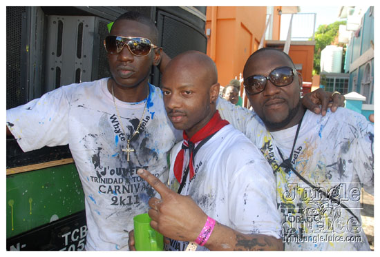 whyte_angels_jouvert_2011-081