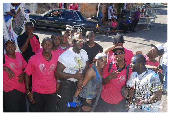 whyte_angels_jouvert_2011-092