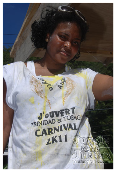 whyte_angels_jouvert_2011-116
